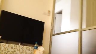 极品女神美女身材火辣看长相就知道是漂亮骚货嘴不停的吃鸡巴