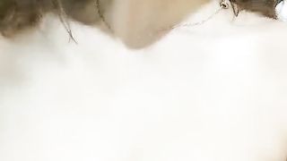 包养大二学妹，【666小祁探花】之前有校园接人实拍，每天忙着准备考试，还要为了赚钱配合啪啪，青春胴体格外骚浪淫荡小尤物