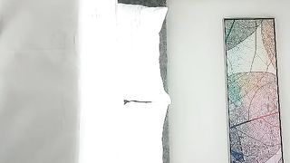 【69堂精品】【利仔探花】，22岁兼职小护士，长发飘飘貌美如花，打桩机猛男卖力干逼，小姐姐高潮阵阵享受的呻吟