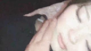 睡觉的时候偷偷地打炮