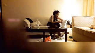 【69堂精品】康先生-江苏酒店爆操高颜值性感黑丝大长腿美女