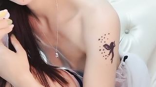 【69堂精品】颜值女神美腿粉穴大尺度自慰手指磨蹭洞口01