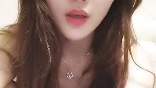 【69堂精品】御姐黑丝网袜红色吊带睡衣道具大黑牛自慰刺激阴蒂