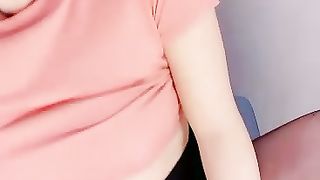 大大屁股第一场丝袜约操小哥舔弄鸡巴抽插