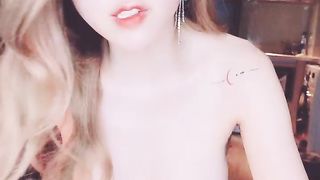 【69堂精品视频】宝宝站立和粉丝一对一玩弄淫穴好刺激