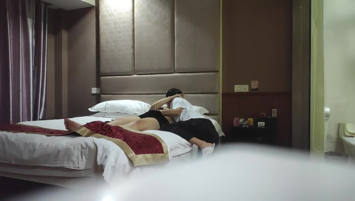 【69堂精品视频】寻欢E罩杯大胸良家小伙连续挑逗干逼两炮瘫软高潮