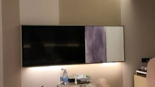 暴躁兔子小姐姐看见大屌就上瘾主动上位