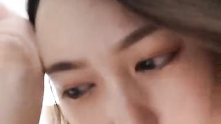 【69免费视频】丝袜美足玩弄小粉乳假阳具搞得好性感