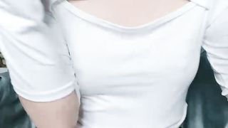 【69免费视频】宇宙无敌小公主直播与粉丝互动刷礼物脱衣服