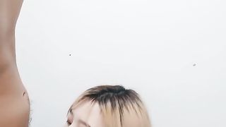 【69免费视频】月光女神主动上位口交玩弄蛋蛋呻吟高潮