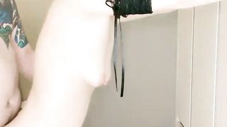 【69免费视频】小恶魔来了女神白嫩粉穴近距离摸逼自慰呻吟