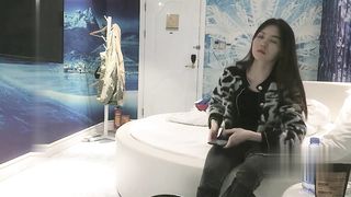 【69堂精品视频】高价外围肤白如雪甜美女神美腿翘臀激情啪啪