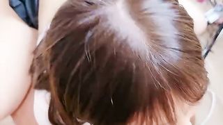 【69堂精品视频】小姐姐干净无毛小穴被小哥玩弄上位