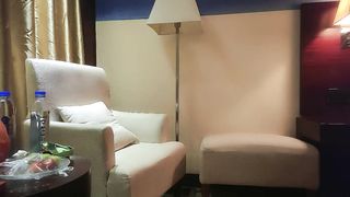 【69堂精品视频】小马寻花170御姐大长腿表情投入被干高潮