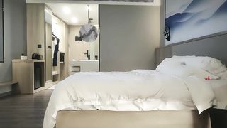 【69堂精品视频】小马寻花门票3500网约极品外围女神翘臀美乳