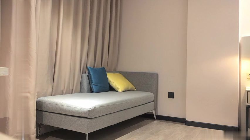 【69堂精品视频】战狼行动约操小陈头约极品女神沙发上爆操射了