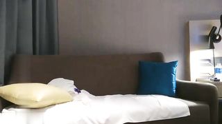 【69堂精品】炮哥探花穿衣清凉的大胸外围经典操逼