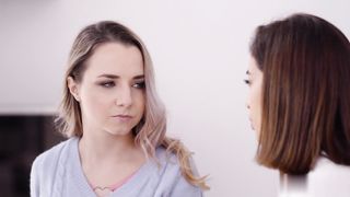 【69堂精品】肛门三人组的疯狂交合挨边上位坐插