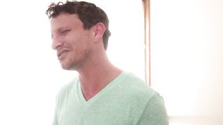 【69堂免费视频】新的感觉我的阴唇很厚但是也挡不住鸡巴的前进