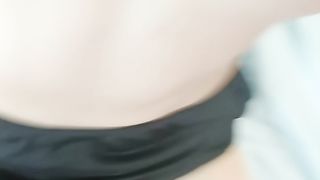 【69堂免费视频】揉奶玩逼勾搭大哥，让大哥抠逼揉奶