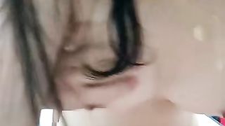 【69堂免费视频】各种体位抽插射在肚子上自慰逼逼