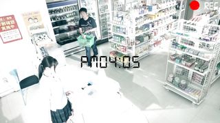 【69堂免费视频】停电门锁禁闭，半夜便利店性骚扰，店长发疯，慢悠悠的活塞疯狂高潮宮下玲奈