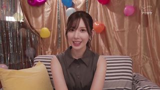 【69堂免费视频】如果你能忍受“明里つむぎ”5分钟的认真口交，你就可以和他无限次做爱！在涩谷