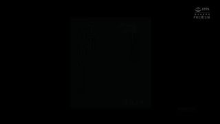 【69堂免费视频】当被问到时，她浑身湿透……大胸妻子与年轻男人进行不忠内射的日子