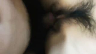 【69堂免费视频】粉色背心贫乳气质美女和炮友激情啪啪，大长腿脱下牛仔短裤摸逼