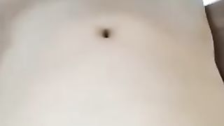 【69堂免费视频】【叔嫂乱伦】小弟去哥哥家借东西，哥哥不在家看见丰腴嫂子忍不住上了她