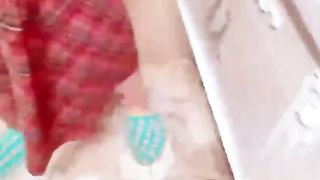 【69堂免费视频】【震惊】镶珠大神与妈妈乱伦被外婆发现后续，卫生间内射布袋大奶