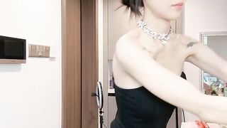 【69堂免费视频】气质尤物性感女神！贤惠美女直播大秀日常，超长记录4小时淫荡对白