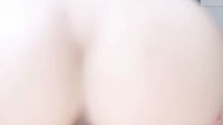 【69堂免费视频】顶级尤物眼镜美御姐跳弹震穴，还被大屌炮友爆操