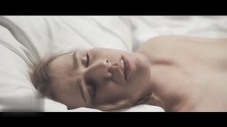 【69堂免费视频】深夜在漂亮姐姐身上胡乱喷射