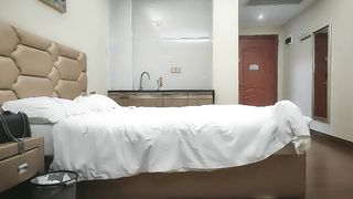 【69堂免费视频】今晚车模兼职 3K一次 开放式厨房的疯狂大胆后入 婀娜多姿的胴体 补偿价66一票制