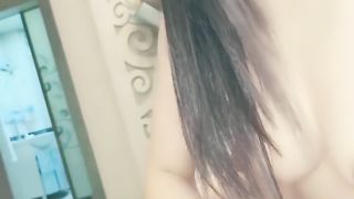 【69堂免费视频】爱操肥臀小少妇，多毛紧致骚穴，喜欢被舔呻吟娇喘，抹上润滑油，大屁股主动套弄，后入美臀小伙爽翻