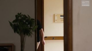 【69堂免费视频】哦，大哥……我妈妈的玩具拿不出来……为什么顾客是我大哥