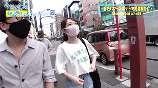 【69堂免费视频】他被要求在双臂被束缚的情况下吃掉高速活塞。巡失去了理智