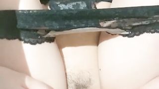 【69堂免费视频】五官精致极品小女友，纯欲系小美人，半脱内裤美腿足交，慢慢插入嫩穴，主动骑乘位，深插到底