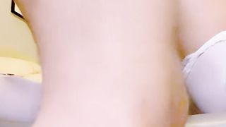 【69堂免费视频】健身小骚货！勾搭土耳其双胞胎兄弟！3P激情大战，两根大屌轮流吃，白丝袜抗腿爆草，椅子上骑乘位深插