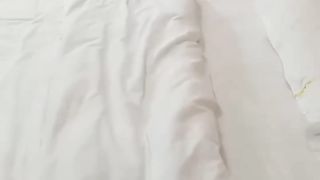 【69堂免费视频】在醉酒的表妹面前强行上了她的空姐闺蜜，剧情反差较大，由剧烈反抗到接受