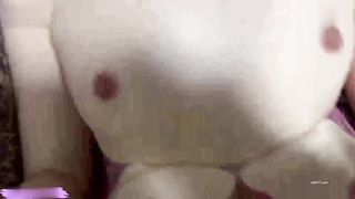 【69堂免费视频】超高颜值反差学生_逆天美人，粉红嫩逼，吃吊的模样让人疯狂，如此美人却被人艹爽了