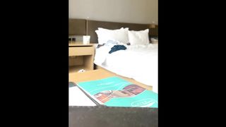 【69堂免费视频】新约的美少妇必须偷拍和他做爱