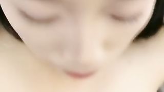 【69堂免费视频】极品尤物小女友，居家操小骚逼，贫乳苗条大长腿，肉丝足交，撕开裆部，多毛骚逼，怼入骚穴爆草