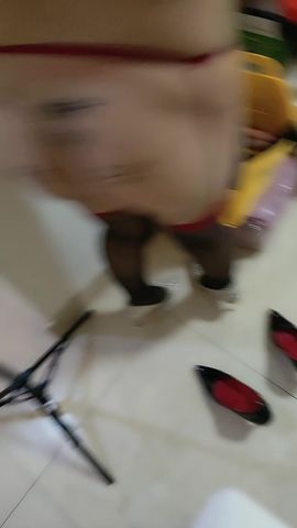 【69堂免费视频】贱婊子性奴母狗你的反差女友露脸让小哥哥疯狂调教，淫声荡语不断口交大鸡巴，让小哥遛狗玩逼各种体位蹂躏