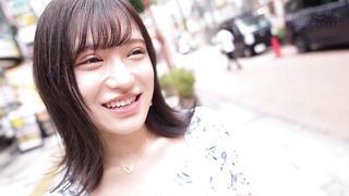 【69堂免费视频】让她湿透。如果用强烈的指法搅动阴道内部