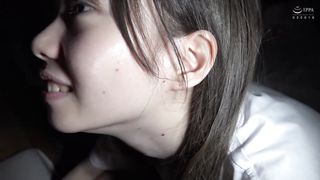 【69堂免费视频】与早上起最强脸的制服美少女做爱