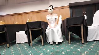 【69堂免费视频】当伴娘的小萝莉想让我内射她