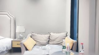 【69堂免费视频】极品外围，颜值身材完美，再攀职业生涯巅峰，劲爆必看