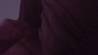 【69堂免费视频】去夜店喝醉被三个男生带回家_被玩坏了_三根肉棒一次满足